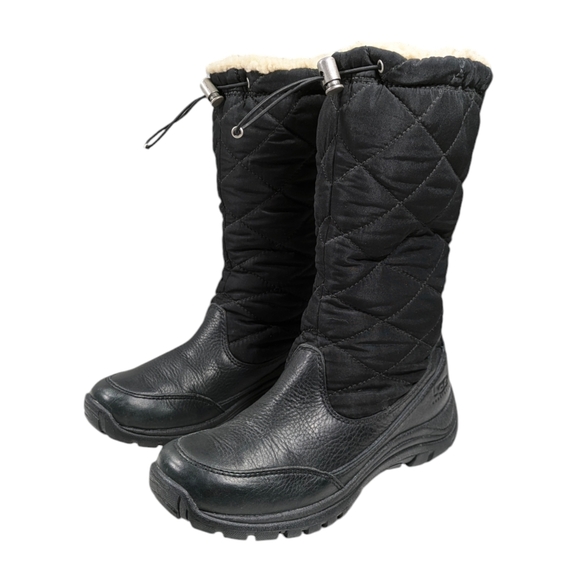 UGG Snowpeak Quilted Shearling Boots GUC $190 Size 6    S3168 - Picture 1 of 12